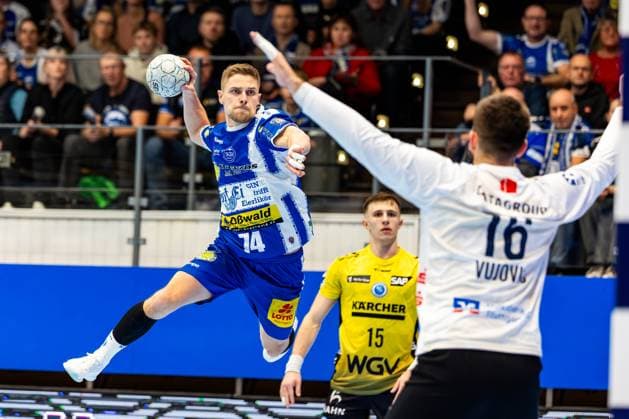 13 11 2025, GER, Handball, Men, Season 25 26, Daikin 1 Bl, 12 Matchday ThSV Eisenach TVB Stuttgart Vincent Buechner ThSV Eisenach,74 99817 Eisenach Werner Assmann Halle Am Sportp Thueringen Germany