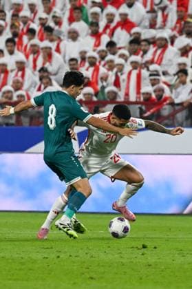 UAE v Iraq - 2026 AFC World Cup Qualifiers ABU DHABI, UNITED ARAB EMIRATES - NOVEMBER 13: Luan Martins Pereira (R) of UAE in action against Aimar Sher (L) of Iraq during the first match of the fifth round of the 2026 FIFA World Cup, WM, Weltmeisterschaft, Fussball Asian Qualifiers at the Mohammed bin Zayed Stadium in Abu Dhabi, United Arab Emirates, on November 13, 2025. Waleed Zein Anadolu Abu Dhabi United Arab Emirates. Editorial use only. Please get in touch for any other usage.  Copyright: x2025xAnadoluxWaleedxZeinx