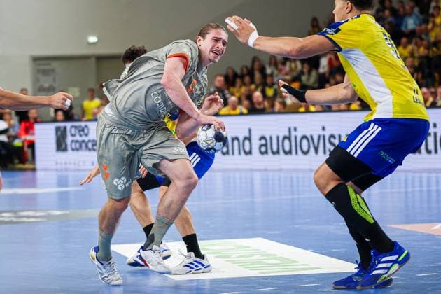 Kielce 13.11.2025. Pilka reczna EHF Liga Mistrzow sezon 2025 2026 kolejka 7 mecz: Industria Kielce - Aalborg Handbold --- Handball EHF Champions League season 2025 2026 round 7 match: Industria Kielce - Aalborg Handbold nz juri knorr Fot. Igor Jakubowski Arena Akcji NEWSPIX.PL --- newspix.pl 