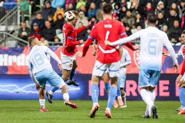 13.11.2025, Karvina Mecz towarzyski sezon 2025 26 Czechy - San Marino - International Friendly, Länderspiel, Nationalmannschaft football match Czech Republic - San Marino Nz. Samuele Zannoni Jaroslav Zeleny Fot. Michal Chwieduk Arena Akcji NEWSPIX.PL --- newspix.pl 