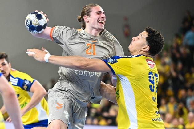 KIELCE 13.11.2025 MECZ 7. KOLEJKA LIGA MISTRZOW PILKA RECZNA MEZCZYZN SEZON 2025 2026 --- MENS HALDBALL EHF CHAMPIONS LEAGUE SEASON 2025 2026 MATCH: INDUSTRIA KIELCE - AALBORG HANDBOLD JURI KNORR THEO MONAR FOT. MICHAL TRZPIS 400MM.PL NEWSPIX.PL --- newspix.pl 