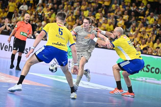 KIELCE 13.11.2025 MECZ 7. KOLEJKA LIGA MISTRZOW PILKA RECZNA MEZCZYZN SEZON 2025 2026 --- MENS HALDBALL EHF CHAMPIONS LEAGUE SEASON 2025 2026 MATCH: INDUSTRIA KIELCE - AALBORG HANDBOLD JURI KNORR FOT. MICHAL TRZPIS 400MM.PL NEWSPIX.PL --- newspix.pl 