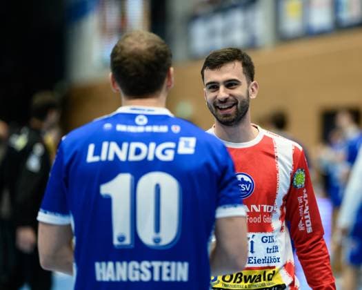 Matija, Spikic TW, ThSV Eisenach, 1 , Fynn, Hangstein Rueckraum Links, ThSV Eisenach, 10 GER, Thuringia, ThSV Eisenach v TVB Stuttgart, 1 Daikin Handballbundesliga, Handball, Matchday 12, Season 2025 2026, 13 11 2025 GER, Thuringia, ThSV Eisenach v TVB Stuttgart, 1 Daikin Handballbundesliga, Handball, Matchday 12, Season 2025 2026, 13 11 2025 Eisenach Copyright: xEibner-Pressefoto MartinxHerbstx EP_MHT