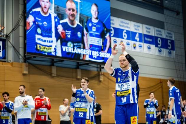 13 11 2025, GER, Handball, Men, Season 25 26, Daikin 1 Bl, 12 Matchday ThSV Eisenach TVB Stuttgart Peter Walz ThSV Eisenach,14 extends his contract with ThSV Eisenach until 2028 99817 Eisenach Werner Assmann Halle Am Sportp Thueringen Germany