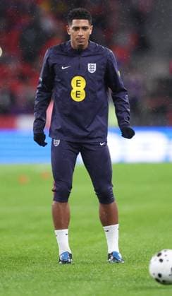 London, England, 13th November 2025. Jude Bellingham of England warms up before the England vs Serbia FIFA World Cup, WM, Weltmeisterschaft, Fussball European Qualifying match at Wembley Stadium, London. Picture credit should read: David Klein Sportimage EDITORIAL USE ONLY. No use with unauthorised audio, video, data, fixture lists, club league logos or live services. Online in-match use limited to 120 images, no video emulation. No use in betting, games or single club league player publications. SPI_008_DK_Eng_Serbia SPI-4283-0006