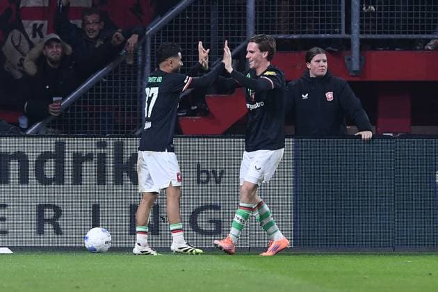 Soccer anniversary match FC Twente Enschede FC Schalke 04 on 13 11 2025 at Stadion De Grolsch Veste in Enschede Goal celebration for 1 0 by Daan Rots Enschede xRx