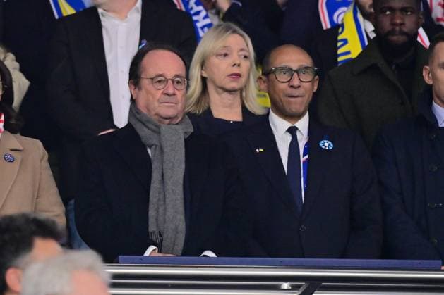 FOOTBALL : France vs Ukraine - Qualifications Europeennes - 13 11 2025 Francois Hollande ( French politician who served as French President ) and Philippe Diallo ( president FFF ) attend the UEFA European Qualifiers match between France and Ukraine at Parc des Princes on November 13, 2025 in Paris, France. ( Photo by Federico Pestellini PsnewZ ) - ParisFrance  Copyright: xFedericoxPestellinix