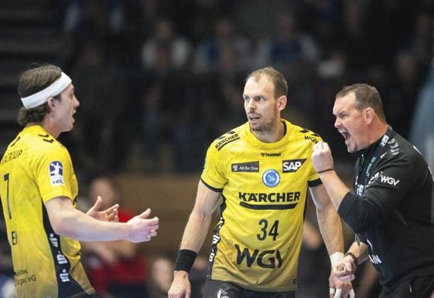 DAIKIN HBL HANDBALL MEN 1 BL 12 GAME DAY THSV EISENACH TVB STUTTGART FOR EDITORIAL PURPOSES ONLY p 13 11 2025 Eisenach DAIKIN HBL Handball 1 Bundesliga Herren Saison 2025 2026 12 Spieltag Werner Assmann Halle ThSV Eisenach TVB Stuttgart im Foto Trainer Misha Kaufmann TVB Stuttgart , Kai Häfner 34 TVB Stuttgart , Kasper Lien 7 TVB Stuttgart Germany Thuringia Eisenach Copyright SaschaxFromm Copyright: SaschaxFromm doc838yzeo5qyb8yg0c49s ,EDITORIAL USE ONLY Copyright: SaschaxFromm