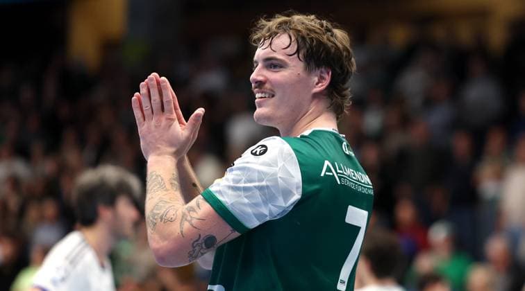 BAU 13 11 2025 Göppingen Handball Frisch Auf Göppingen vs HSV Hamburg, Victor Klöve Göppingen rejoices