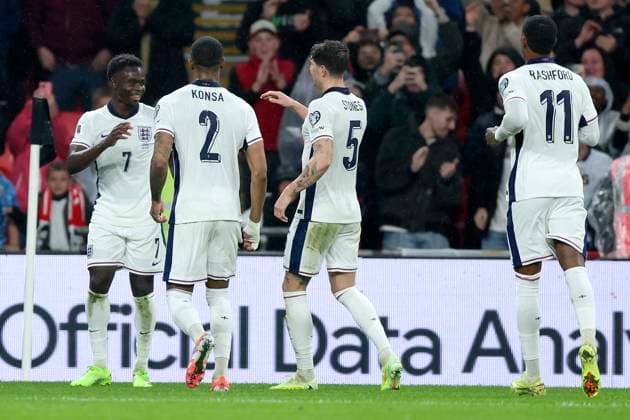 England v Serbia - FIFA World Cup, WM, Weltmeisterschaft, Fussball 2026 Qualifier Bukayo Saka Ezri Konsa, John Stones and Marcus Rashford of England celebrate 1st goal with teammates during the FIFA World Cup 2026 qualifier match between England and Serbia at Wembley Stadium on November 13, 2025 in London, England. London Wembley Stadium England United Kingdom Copyright: xNigelxFrench Sportsphoto APLx 14141608