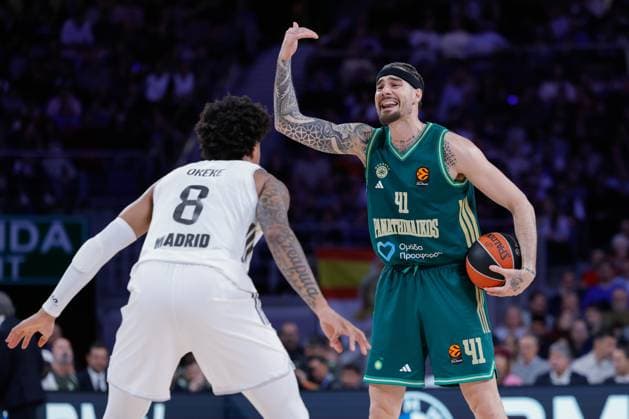 Basketball, EuroLeague, Real Madrid - Panathinaikos Athen November 13, 2025, Madrid, Madrid, Spain: Juancho Hernangomez of Panathinaikos gestures during the Turkish Airlines Euroleague 2025 26, Regular Season Round 11 match played between Real Madrid and Panathinaikos AKTOR Athens at Movistar Arena on November 13, 2025 in Madrid, Spain. Madrid Spain - ZUMAa181 20251113_zaa_a181_259 Copyright: xDennisxAgyemanx