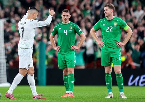 2026 FIFA World Cup, WM, Weltmeisterschaft, Fussball Qualifier Group F, Aviva Stadium, Dublin 13 11 2025 Republic of Ireland vs Portugal Ireland s Dara O Shea and Nathan Collins look on as Portugal s Cristiano Ronaldo leaves the pitch after a red card Dara O Shea and Nathan Collins look on as Cristiano Ronaldo leaves the pitch after a red card 13 11 2025  Copyright: x INPHO RyanxByrnex RB2_7111
