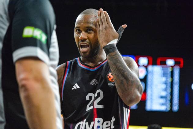 Basketball, EuroLeague, Paris Basketball - Valencia BC BASKET : Paris Basketball vs Valence Basket Club - Euroligue - JournÃ e 11 - 13 11 25 Amath M™Baye (Paris Basketball) ParisFrance  Copyright: xBaptistexAutissierx