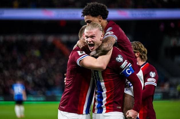 251113 Erling Braut Haaland of Norway celebrates after scoring the 3 0 goal the FIFA World Cup Qualifier football match between Norway and Estonia on November 13, 2025 in Oslo Photo Marius Simensen BILDBYRAN COP 238 VG0831 bbeng estland estonia european qualifiers 2026 fifa world cup qualifiers football fotball jubel norge norway soccer uefa world cup qualifiers vm kval vm kvalik vm kvalifisering  Copyright: MARIUSxSIMENSEN BB251113ZS004