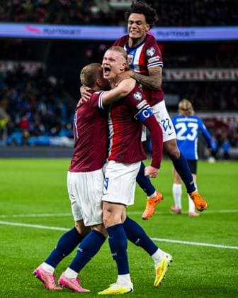 251113 Erling Braut Haaland of Norway celebrates after scoring the 3 0 goal the FIFA World Cup Qualifier football match between Norway and Estonia on November 13, 2025 in Oslo Photo Marius Simensen BILDBYRAN COP 238 VG0831 bbeng estland estonia european qualifiers 2026 fifa world cup qualifiers football fotball jubel norge norway soccer uefa world cup qualifiers vm kval vm kvalik vm kvalifisering  Copyright: MARIUSxSIMENSEN BB251113ZP005