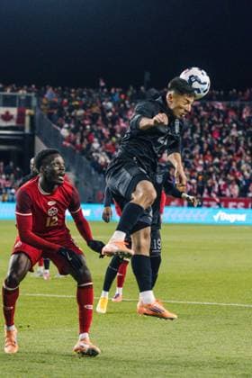 Toronto, Canada, November 13th 2025 Alan Franco (21 Ecuador) makes a header during the Men s International Friendly, Länderspiel, Nationalmannschaft game between Canada and Ecuador at BMO Field in Toronto, Canada (EDITORIAL USAGE ONLY). (Curtis Wong SPP) Copyright: xCurtisxWongx xSPPx Sportspressphoto_SPR61584