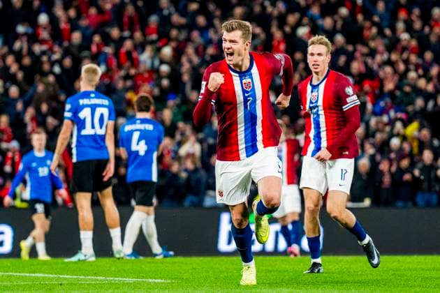 Football, World Cup qualification Norway Estonia Oslo 20251113 Norway s Alexander Sorloth celebrates after the 1 0 goal during the World Cup qualifying match in football between Norway and Estonia at Ullevaal Stadion Photo Fredrik Varfjell NTB Oslo Norway EDITORIAL USE ONLY RESTRICTED USE FOR BETTING COMPANIES  Copyright: xFredrikxVarfjellx xNTBx