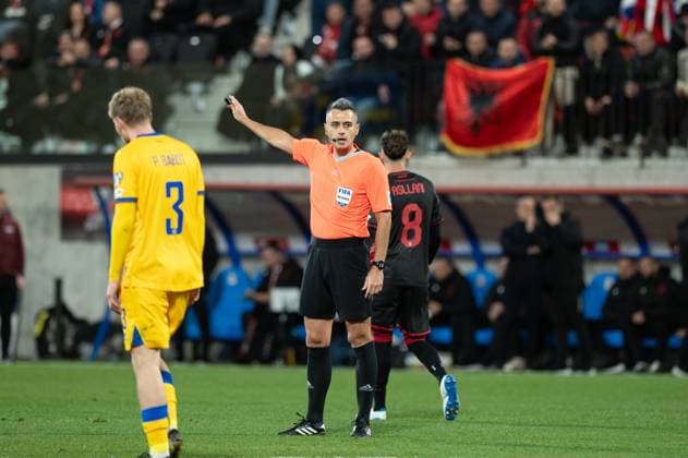 Andorra v Albania - FIFA World Cup, WM, Weltmeisterschaft, Fussball 2026 Qualifier Referee Horatiu Fesnic officiates during Matchday 9 of the European Qualifying round between the Andorra national team, Nationalteam and the Albania National Team at New FAF Stadium in Encamp, Andorra, on November 13, 2025. Encamp Andorra  Copyright: xWalterxCunhax originalFilename:cunhacarvalho-notitle251113_npkz8.jpg