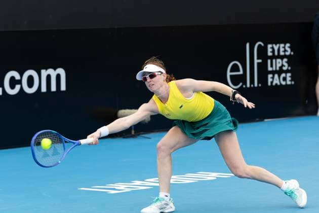 TENNIS BILLIE JEAN CUP AUSTRALIA PORTUGAL, Maya Joint (AUS) during the Billie Jean King Cup qualifier match between Australia and Portugal, Francisca Jorge (POR) at Domain Tennis Centre in Hobart, Friday, November 14, 2025. ( NO ARCHIVING, EDITORIAL USE ONLY HOBART TASMANIA AUSTRALIA  Copyright: xCHRISxKIDDx 20251114178081034183