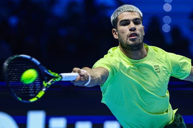 Nitto ATP, Tennis Herren Finals 2025 - Day 5 Carlos Alcaraz of Spain plays in the Men s Singles Round match against Lorenzo Musetti of Italy during day five of the Nitto ATP Finals 2025 at Inalpi Arena in Turin, Italy, on November 13, 2025. Turin Turin Portugal  Copyright: xMiguelxReisx originalFilename:reis-notitle251113_npPod.jpg