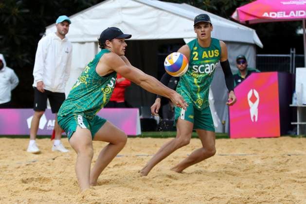 Beach volleyball, Beachvolleyball WORLD CHAMPIONSHIPS, D™Artagnan Potts and Jack Pearse of (AUS) vs Chaim Schalk and James Shaw (USA) during The Beach Volleyball World Championships at Pinky Flat in Adelaide, Friday, November 14, 2025. ( NO ARCHIVING, EDITORIAL USE ONLY ADELAIDE SOUTH AUSTRALIA AUSTRALIA  Copyright: xMATTxTURNERx 20251114173396826918