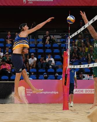 251114 Sweden™s Jacob Nilsson Holting and Elmer Andersson during their victorious first group game against Australia™s Hood Merritt during The Beach Volleyball World Championships November 14, 2025 in Adelaide, Australia Photo Michael Errey BILDBYRAN volleyboll volleyball beachvolley beach volleyball world championships sverige australien national team sweden herr  Copyright: MICHAELxERREY BB251114BB142