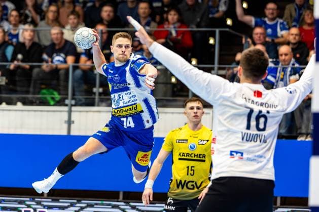 13 11 2025, GER, Handball, Men, Season 25 26, Daikin 1 Bl, 12 Matchday ThSV Eisenach TVB Stuttgart Vincent Buechner ThSV Eisenach,74 99817 Eisenach Werner Assmann Halle Am Sportp Thueringen Germany