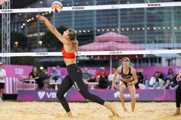 Beach volleyball, Beachvolleyball WORLD CHAMPIONSHIPS, Annique Niederhauser and Leona Kernen (SUI) vs Lea Kunst and Melanie Paul (GER) during The Beach Volleyball World Championships at Pinky Flat in Adelaide, Friday, November 14, 2025. ( NO ARCHIVING, EDITORIAL USE ONLY ADELAIDE SOUTH AUSTRALIA AUSTRALIA  Copyright: xMATTxTURNERx 20251114152338069788