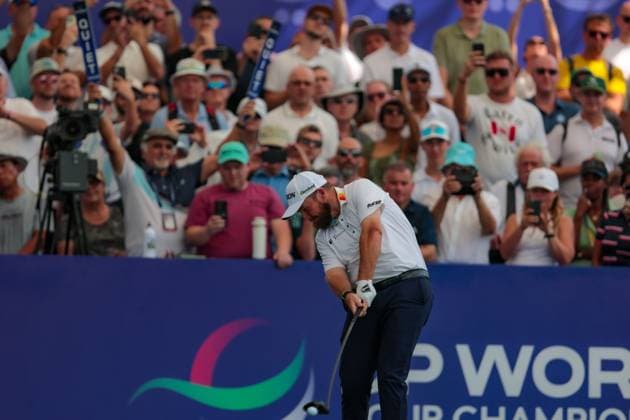 DUBAI, UNITED ARAB EMIRATES - 14.11.2025: Shane LOWRY (IRL) DP World Tour Championship Dubai at Jumeirah Golf Estates on November 14, 2025 in Dubai, United Arab Emirates.