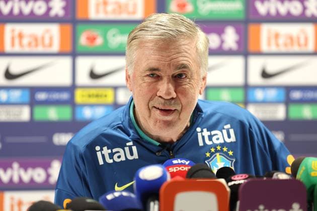 Brasilien Training 14. November 2025, London Brasilien Pressekonferenz Trainingseinheit Brasiliens Cheftrainer Carlo Ancelotti Foto Charlotte Wilson Abseits London UK  Copyright: xCharlottexWilsonx xOffsidexOffside