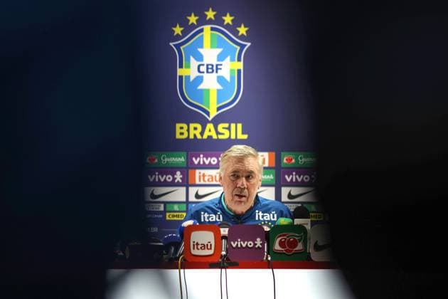 Brasilien Training 14. November 2025, London Brasilien Pressekonferenz Trainingseinheit Brasiliens Cheftrainer Carlo Ancelotti Foto Charlotte Wilson Abseits London UK  Copyright: xCharlottexWilsonx xOffsidexOffside