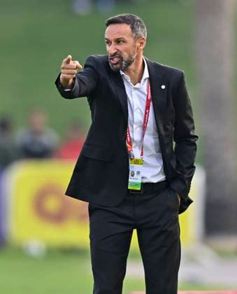 Portugal v Belgium : Round of 32- FIFA U-17 World Cup Qatar 2025 Bino, head coach of Portugal reacts during the FIFA U-17 World Cup Qatar 2025 Round of 32 match between Portugal and Belgium in Doha, Qatar, on November 14, 2025. DOHA Qatar Copyright: xNOUSHADxTHEKKAYILx