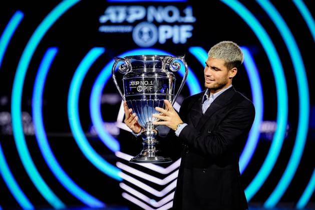 Carlos Alcaraz receive the year-end ATP, Tennis Herren No. 1 at the ATP World Tour Finals against at the Inalpi Arena in Turin, Italy - Friday, Nov. 14, 2025. -  Copyright: xMarcoxAlpozzi LaPressex