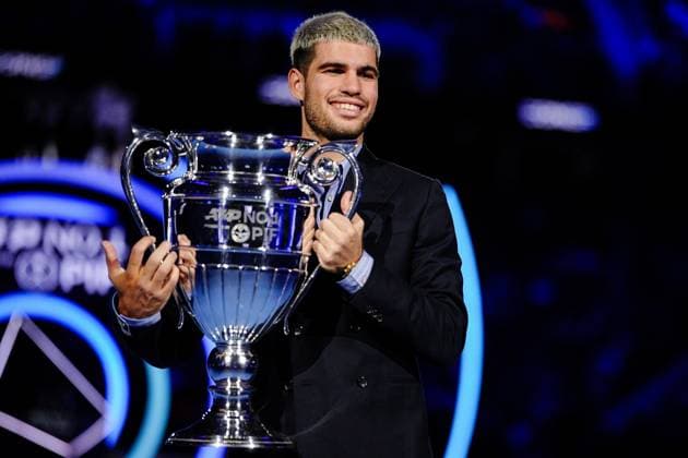 Carlos Alcaraz receive the year-end ATP, Tennis Herren No. 1 at the ATP World Tour Finals against at the Inalpi Arena in Turin, Italy - Friday, Nov. 14, 2025. -  Copyright: xMarcoxAlpozzi LaPressex