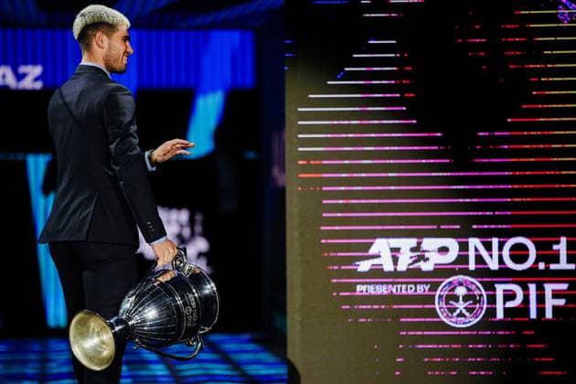 Carlos Alcaraz receive the year-end ATP, Tennis Herren No. 1 at the ATP World Tour Finals against at the Inalpi Arena in Turin, Italy - Friday, Nov. 14, 2025. -  Copyright: xMarcoxAlpozzi LaPressex