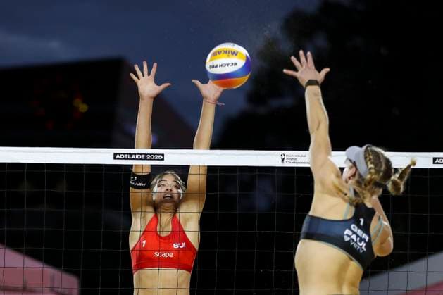 Beach volleyball, Beachvolleyball WORLD CHAMPIONSHIPS, Annique Niederhauser and Leona Kernen (SUI) vs Lea Kunst and Melanie Paul (GER) during The Beach Volleyball World Championships at Pinky Flat in Adelaide, Friday, November 14, 2025. ( NO ARCHIVING, EDITORIAL USE ONLY ADELAIDE SOUTH AUSTRALIA AUSTRALIA  Copyright: xMATTxTURNERx 20251115198727166124