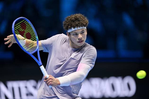 November 14, 2025, Turin, Italy: Ben Shelton of USA during the men s singles Round Robin match against Jannik Sinner of Italy at the ATP, Tennis Herren Finals in Turin, Italy, 14 November 2025. ANSA . ITALY TENNIS ATP FINALS  - ZUMAa110 20251114_zaf_a110_023 Copyright: xAlessandroxDixMarcox