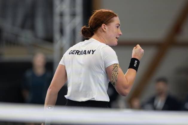 Billie Jean King Cup 2025 Play Offs, TC Ismaning, Munich, Germany, Team Germany, Ella Seidel makes her fist and cheers, cheers, joy, emotion Tennis Billie Jean King Cup 2025 ITF Billie Jean King Cup TC Ismaning Ismaning Bavaria Germany November 14, 2025 Copyright: xJuergenxHasenkopfx