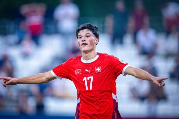 Football FIFA U17, U 17 World Cup Qatar 2025 Switzerland vs Egypt round of 16, match 80 Ethan Bruchez Switzerland, 17 joy, emotions, jubilation Copyright: xRedhaxHosnixSegganix
