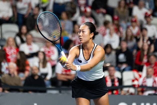 Gorzow Wielkopolski 14.11.2025. Tenis.Turniej kwalifikacyjny grupy B Billie Jean King Cup mecz Polska- Nowa Zelandia --- Tennis. Billie Jean King Cup Group B Qualifying Tournament match Polska- Nowa Zelandia, nz Vivian Yang, fot. Tomasz Kluczynski Arena Akcji NEWSPIX.PL --- newspix.pl 