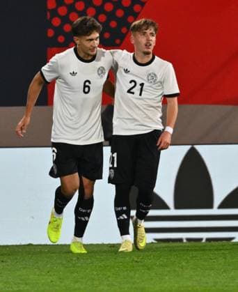 14 11 2025 Soccer international match qualification European Championship Germany GER DEU BRD Malta MLT xwoxzix goal celebration joy after goal goal shot to 1 0 by Tom Bischof 6, Germany Tom Bischof 6, Germany Lennart Karl 21, Germany