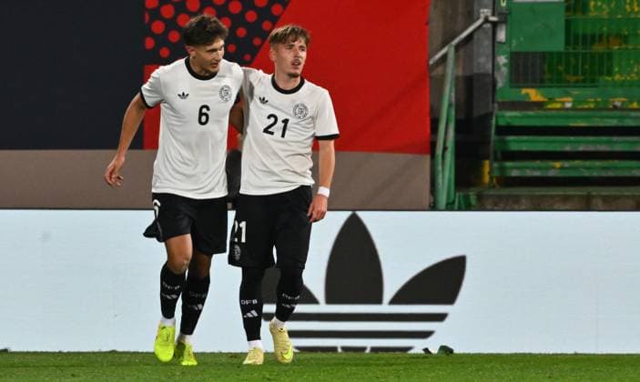 14 11 2025 Soccer international match qualification European Championship Germany GER DEU BRD Malta MLT xwoxzix goal celebration joy after goal goal shot to 1 0 by Tom Bischof 6, Germany Tom Bischof 6, Germany Lennart Karl 21, Germany