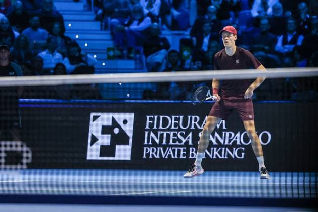 Jannik Sinner of Italy vs Ben Shelton of United States Nitto ATP FINALS 2025 Turin 14 11 2025 Jannik Sinner of Italy seen in actions during Men s Singles Group Stage match against Ben Shelton of United States on day six of the Nitto ATP Finals 2025 at Inalpi Arena in Turin Copyright: xBEAUTIFULxSPORTS Carabellix