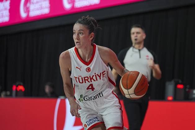 Turkiye v Nigeria - friendly match ISTANBUL, TURKIYE - NOVEMBER 14: Olcay Cakir Turgut (4) of Turkiye in action during the friendly basketball match between Turkiye and Nigeria at the Turkcell Basketball Development Center in Istanbul, Turkiye on November 14, 2025. Adem Kutucu Anadolu Istanbul Turkey. Editorial use only. Please get in touch for any other usage.  Copyright: x2025xAnadoluxAdemxKutucux