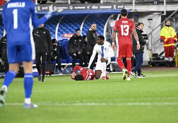 Malta s Juan Corbalan (21) and Finland s Ryan Mahuta (15) during the FIFA World Cup, WM, Weltmeisterschaft, Fussball 2026 Group G European qualification football match between Finland and Malta in Helsinki, Finland, on November 14, 2025, right Malta s Enrico Pepe (13). Helsinki Finland LKFTJK20251114192944JVAB  Copyright: xHeikkixSaukkomaax LKFTJK20251114192944JVAB