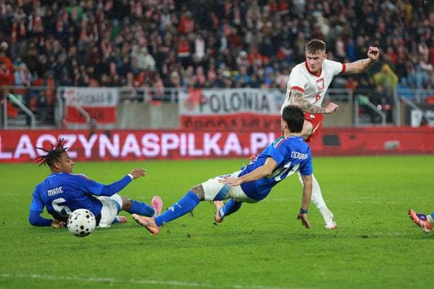 Fußball, U21 EM Quali, Polen - Italien SZCZECIN 14.11.2025 MECZ ELIMINACJI MLODZIEZOWYCH MISTRZOSTW EUROPY U21, U 21 POLSKA - WLOCHY --- UEFA EUROPEAN UNDER-21 CHAMPIONSHIP 2027 QUALIFYING ROUND FOOTBALL MATCH: POLAND - ITALY NZ WIKTOR BOGACZ 9 ZDOBYWA BRAMKE DLA POLSKI WIKTOR BOGACZ SCORES FOR POLAND FOT. KRZYSZTOF CICHOMSKI NEWSPIX.PL --- newspix.pl 