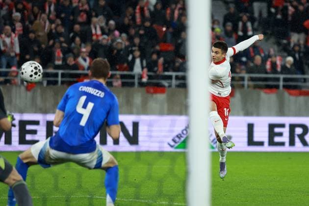 Fußball, U21 EM Quali, Polen - Italien SZCZECIN 14.11.2025 MECZ ELIMINACJI MLODZIEZOWYCH MISTRZOSTW EUROPY U21, U 21 POLSKA - WLOCHY --- UEFA EUROPEAN UNDER-21 CHAMPIONSHIP 2027 QUALIFYING ROUND FOOTBALL MATCH: POLAND - ITALY NZ MACIEJ KUZIEMKA ZDOBYWA BRAMKE NA 2:1 DLA POLSKI MACIEJ KUZIEMKA SCORES SECOND GOAL FOR POLSKA FOT. KRZYSZTOF CICHOMSKI NEWSPIX.PL --- newspix.pl 
