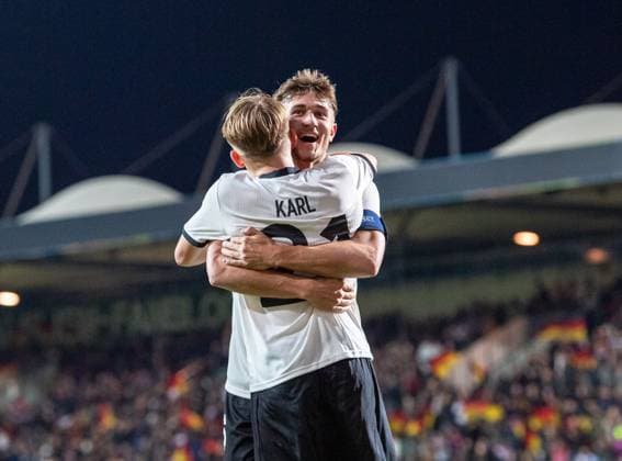Football, Youth, Season 2025 26, U21, European Championship Qualification Group F, Matchday 6 in Fürth, Germany Malta, f l Lennart Karl U21, Germany , Tom Bischof U21, Germany , Cheering after scoring 2 0, 14 11 2025, Copyright: xSebastianxRäppold MatthiasxKochx