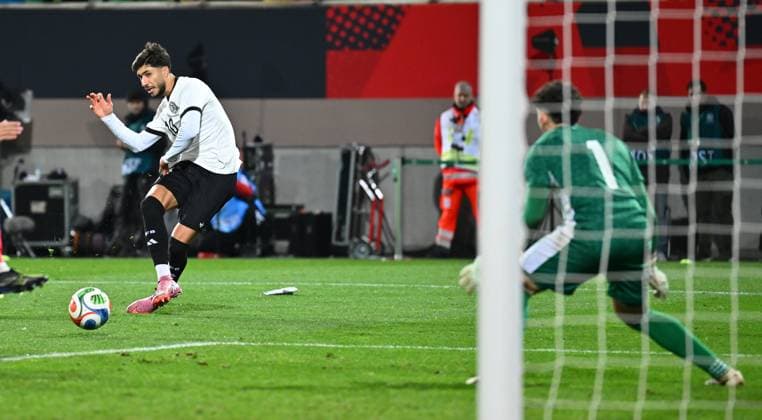 14 11 2025 Soccer international qualifier European Championship Germany GER DEU BRD Malta MLT xwoxzix Muhammed Damar 10, Germany scores goal Goal Score 6 0