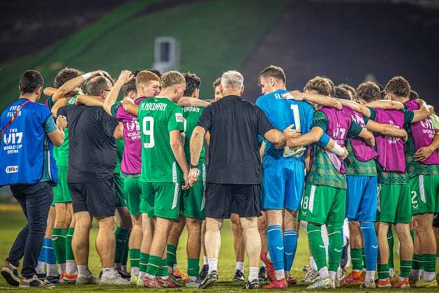 Football FIFA U17, U17 World Cup Qatar 2025 Republic of Ireland vs Canada Ireland and goalkeeper Alex NOONAN win penalty shoot-out against Canada Joy, jubilation, emotion Copyright: xRedhaxHosnixSegganix